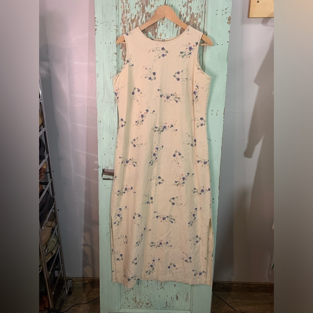 Women’s Relativity linen blend size M tan and flora tank maxi dress. Split hem